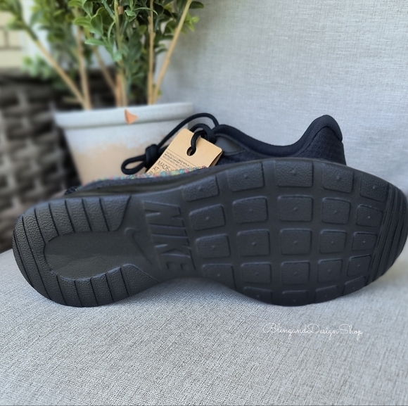 Womens Nike Black Tanjun Shoe Customized with Swarovski Crystal Rhinestones - Picture 8 of 9